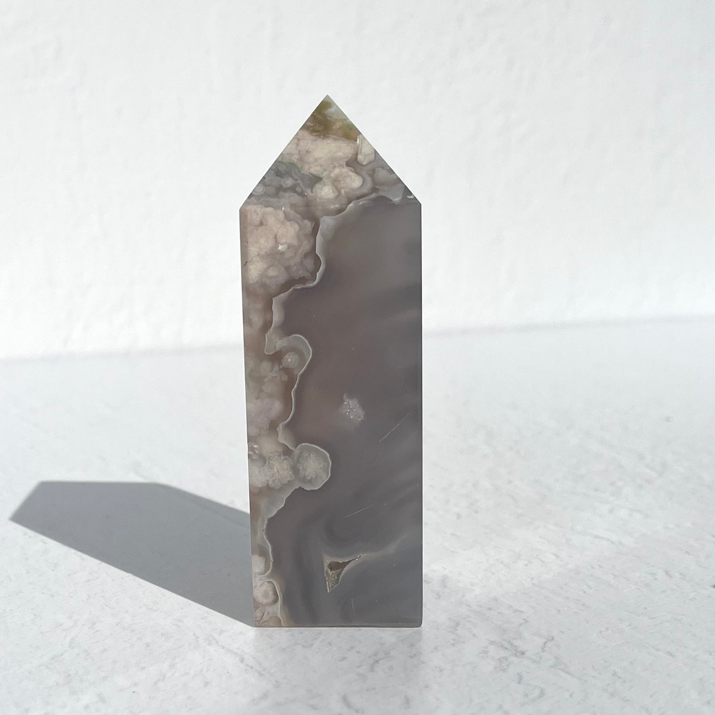Black Flower Agate Tower / 372g