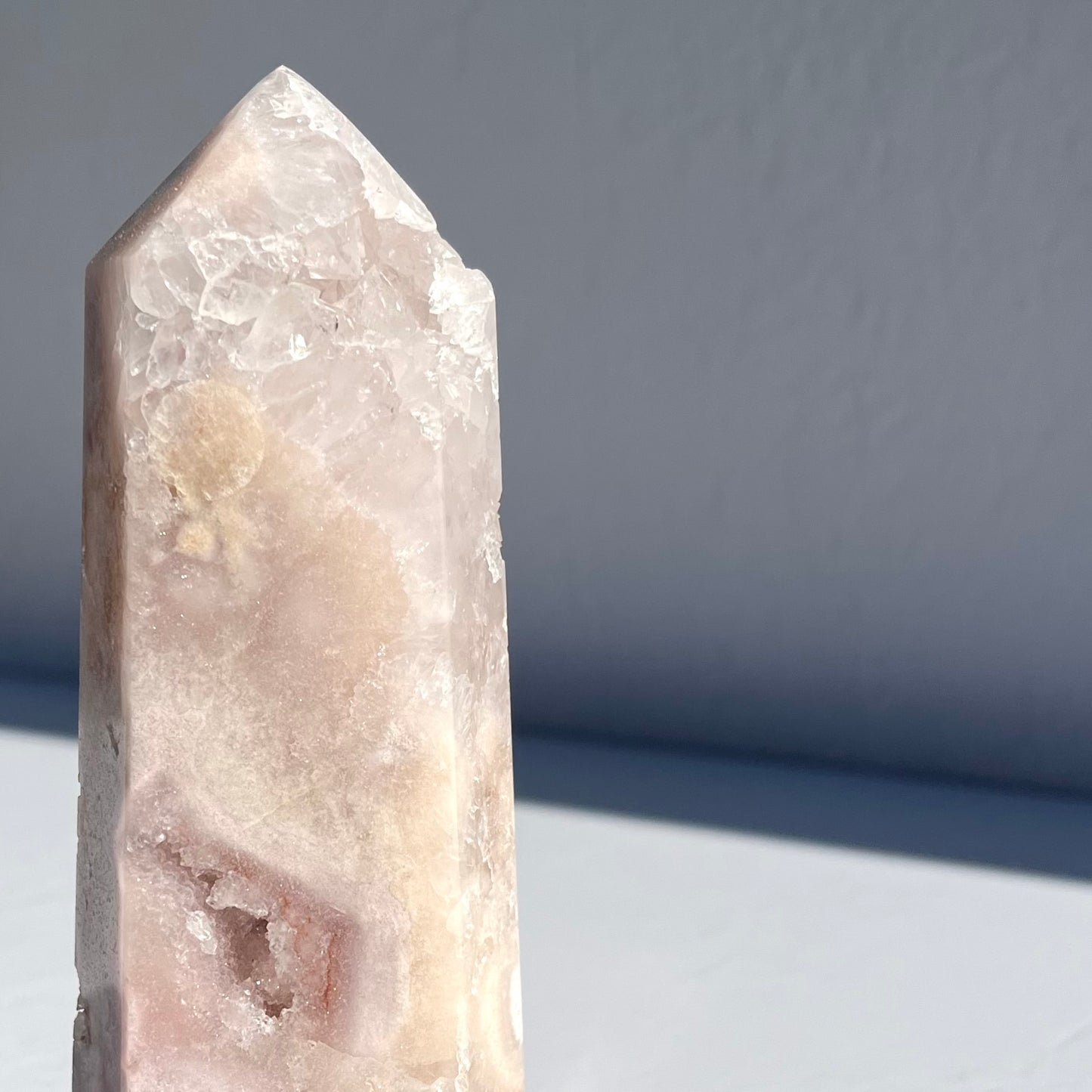 Pink (Sakura) Flower Agate Hexagon Point / 658g