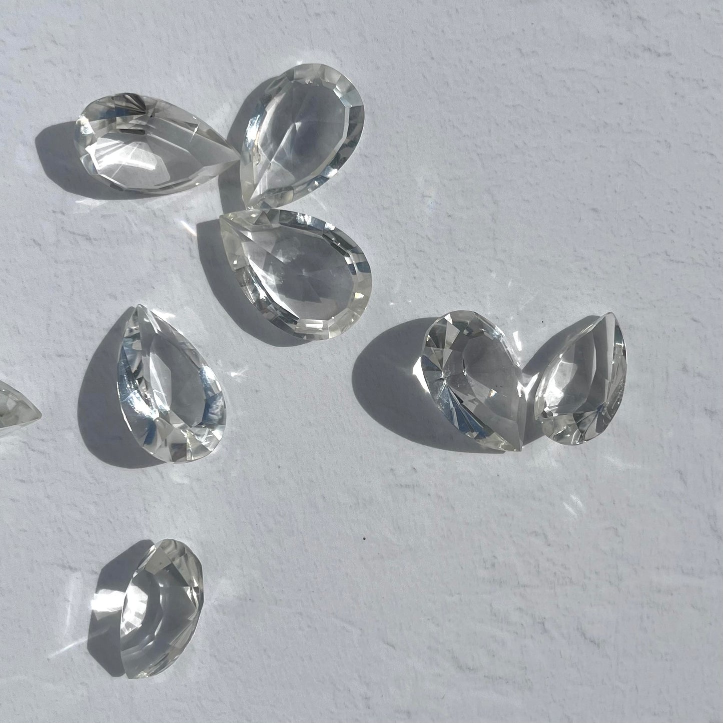 Clear Quartz Teadrop Diamond Carving