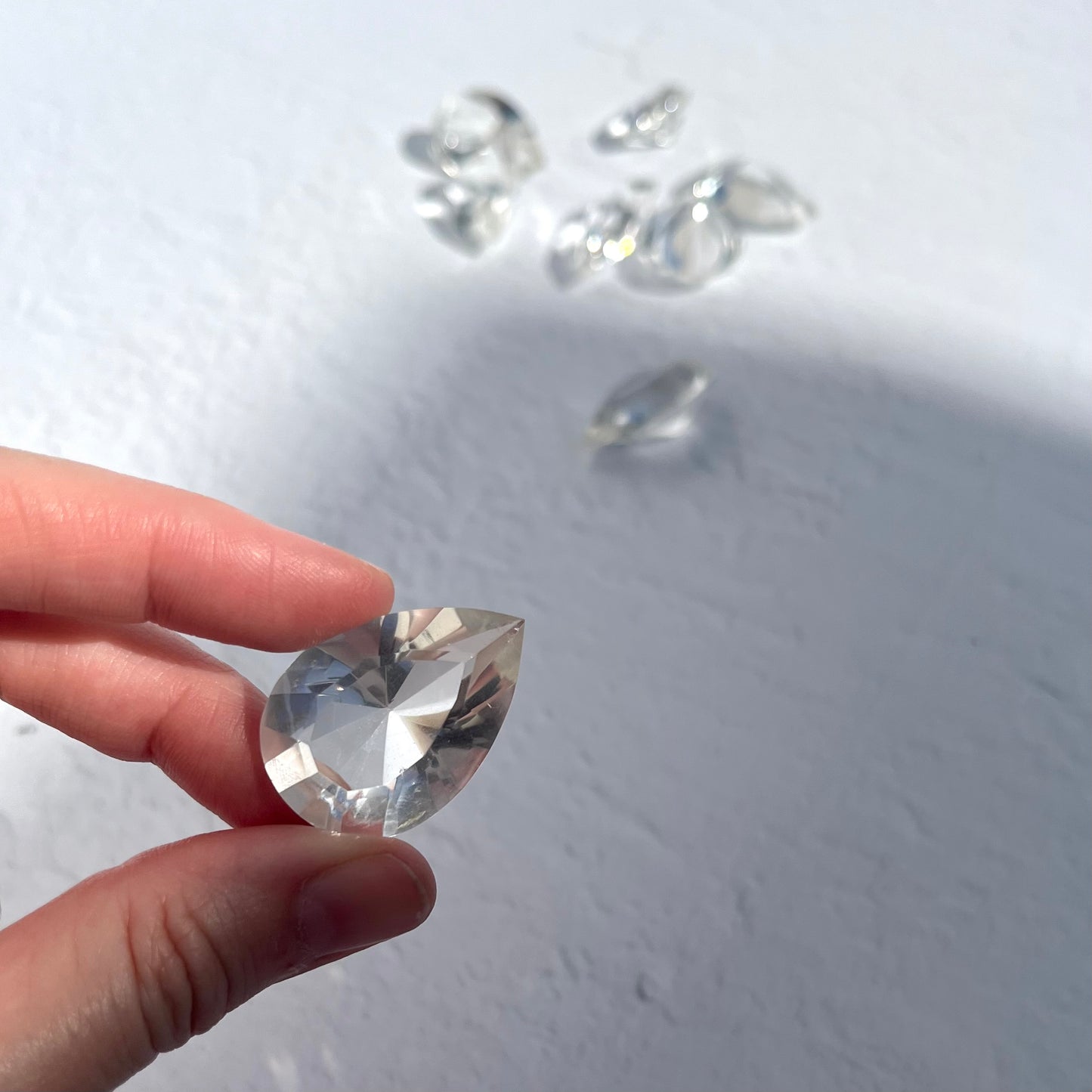 Clear Quartz Teadrop Diamond Carving