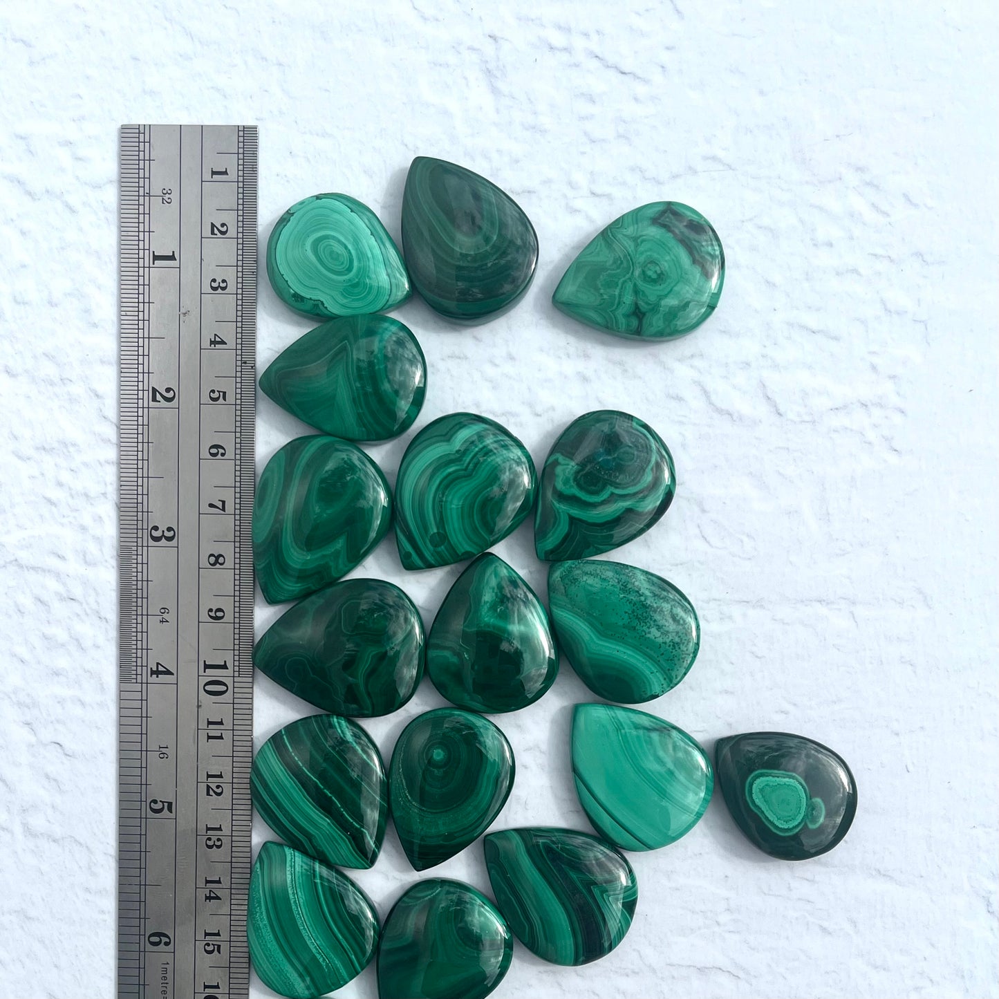 Malachite Teardrop Pendant Carvings