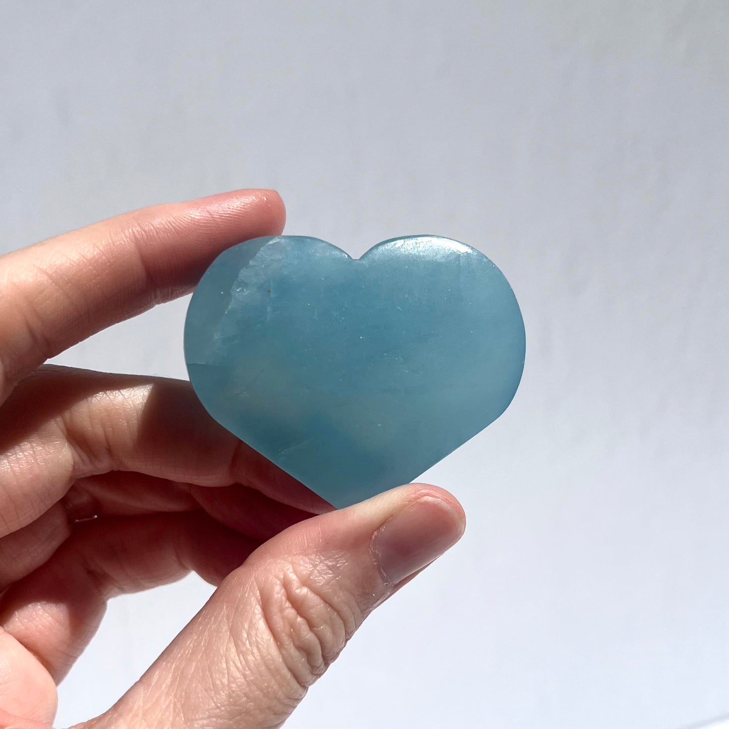 Aquamarine Heart Carving #15 / 49g