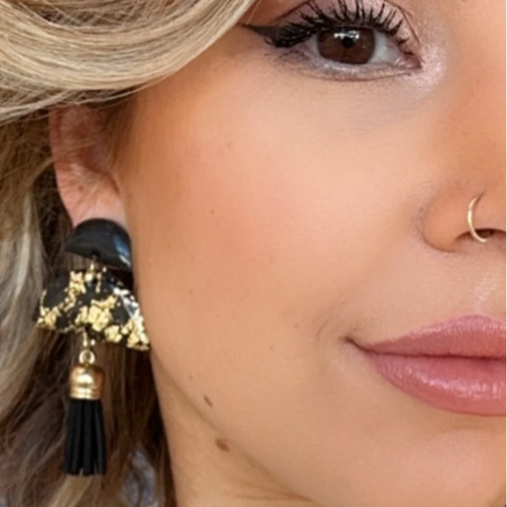 Cleopatra Earrings - Black