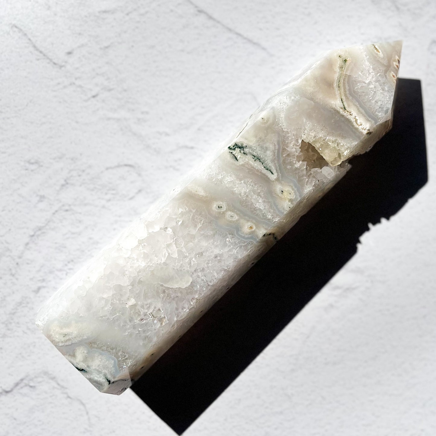 White Moss Agate Tower / 996g