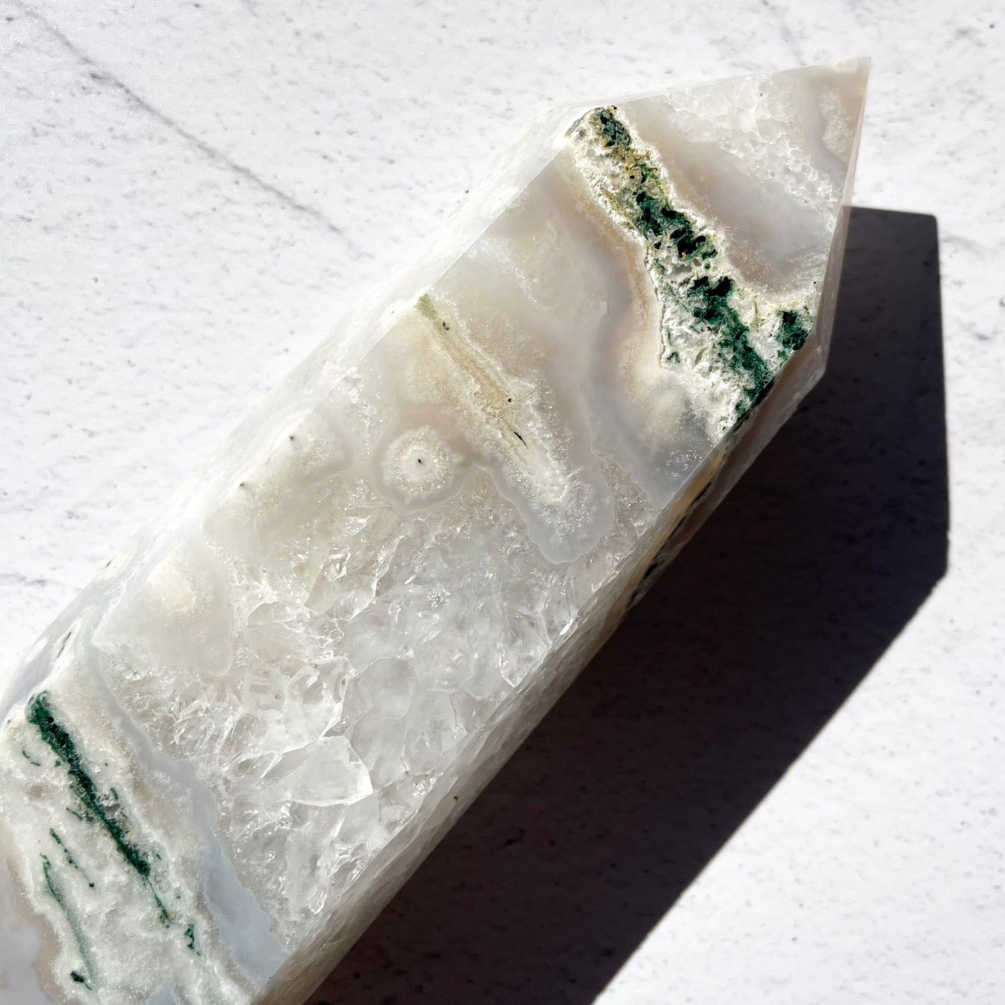 White Moss Agate Tower / 996g
