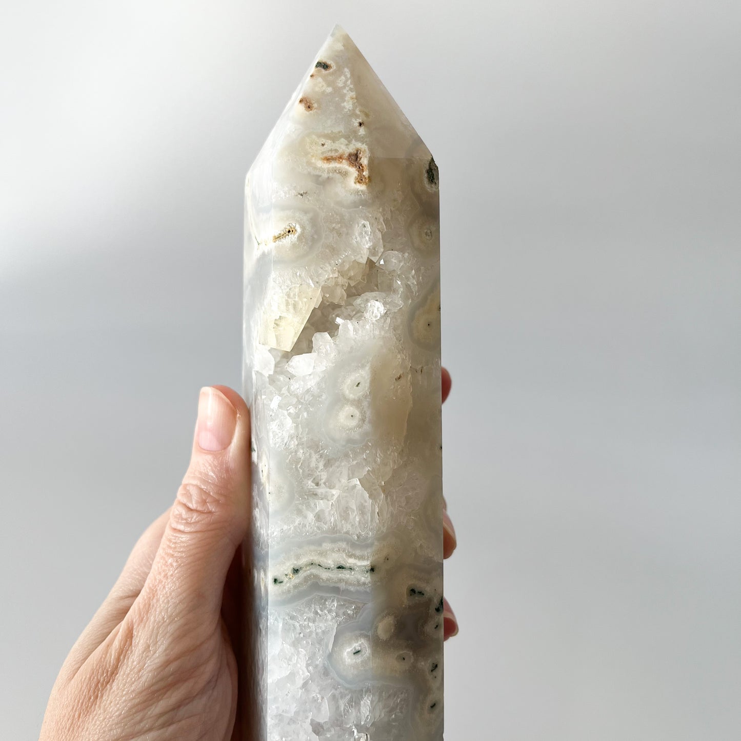 White Moss Agate Tower / 996g