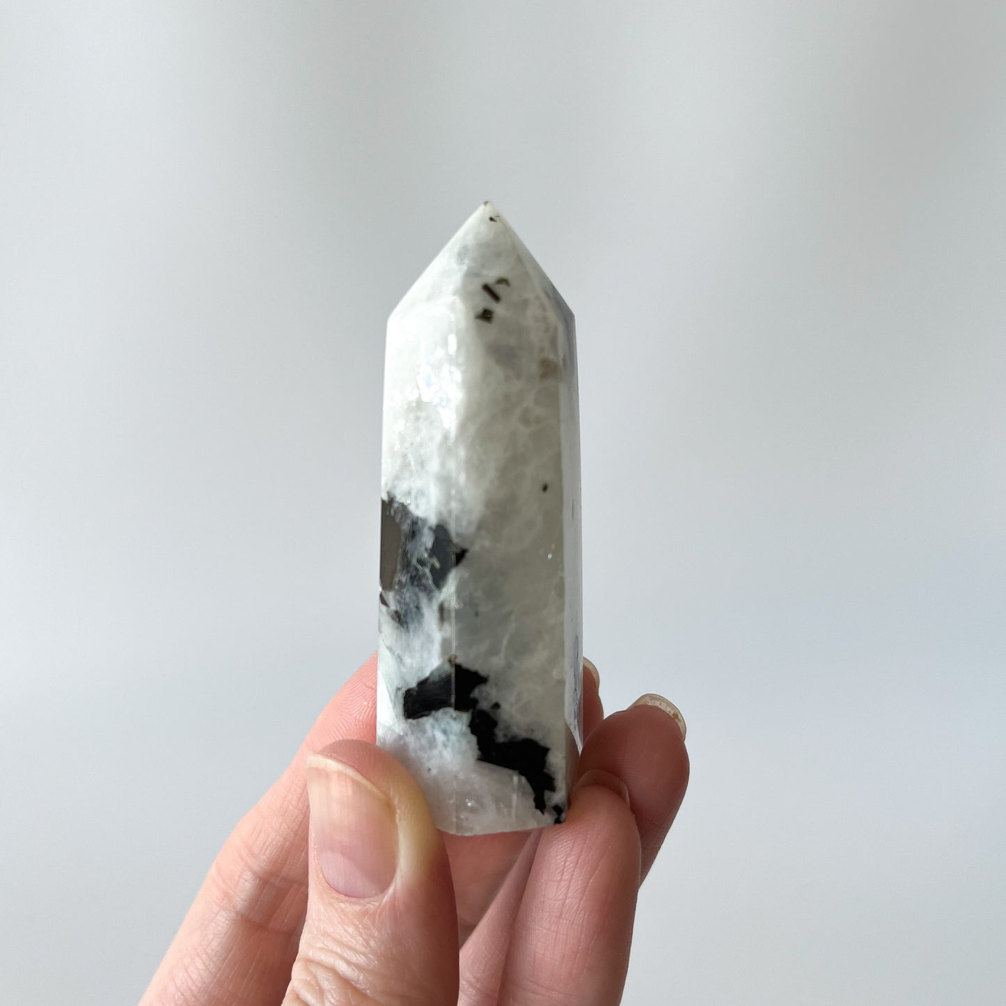 Rainbow Moonstone point / 59g