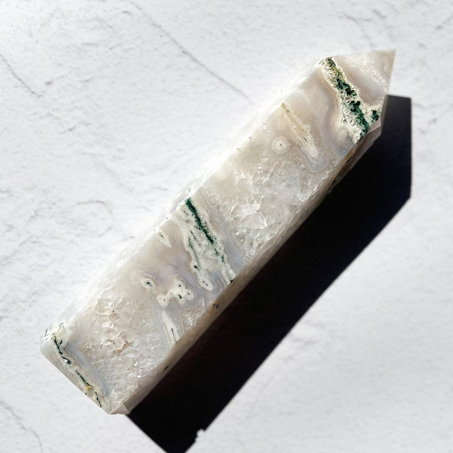 White Moss Agate Tower / 996g