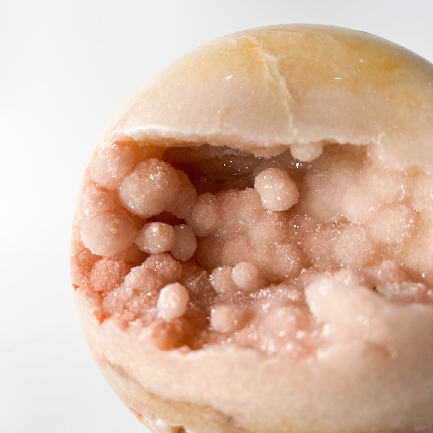 Pink Amethyst Sphere (gallery piece) / 2.150kg