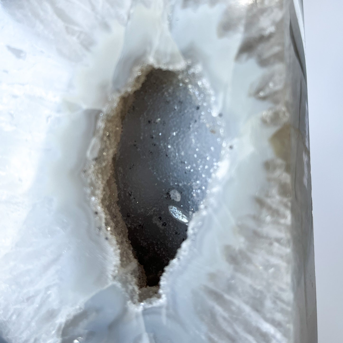 Agate Druzy Tower / 1.213kg