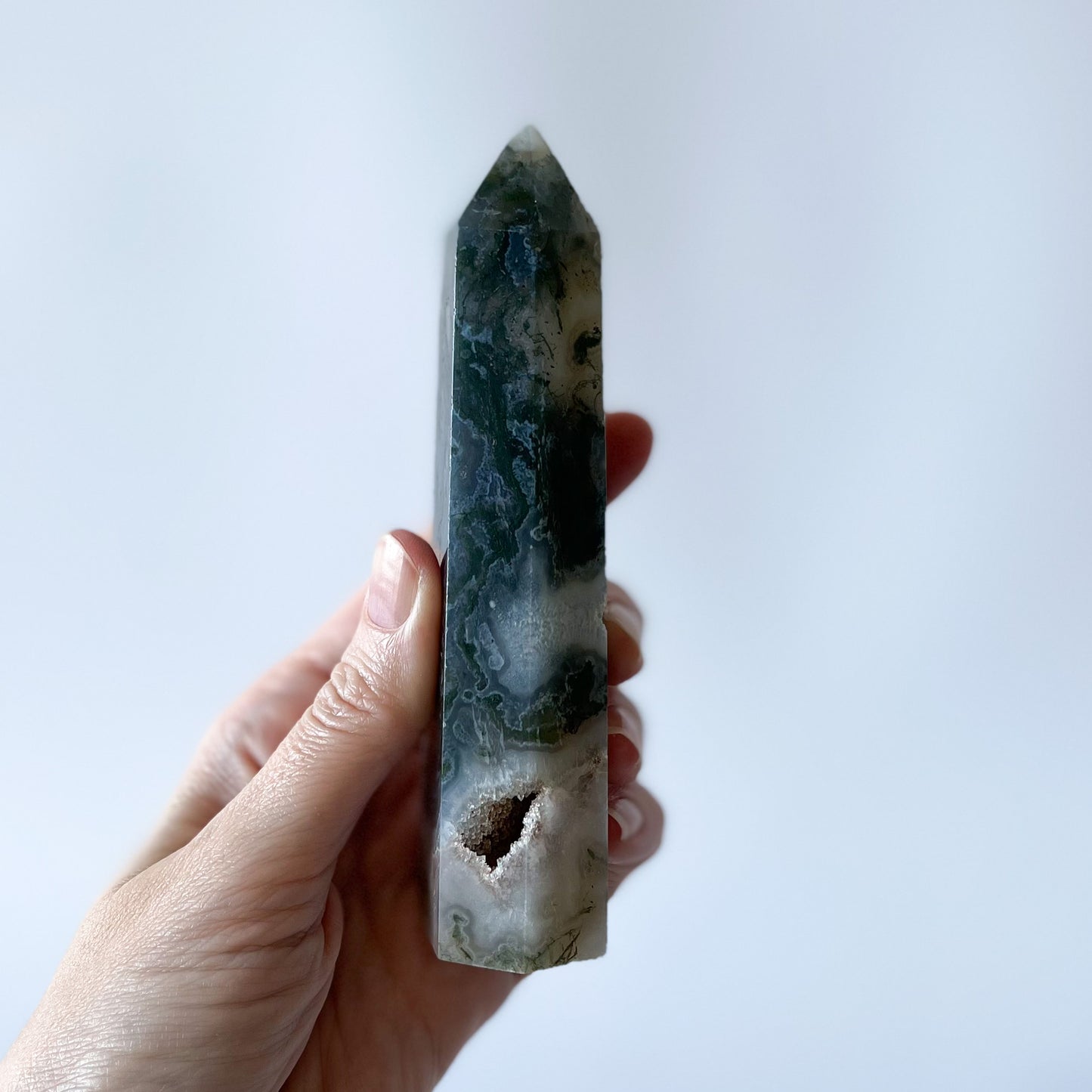 Moss Agate Point with Druzy / 233g