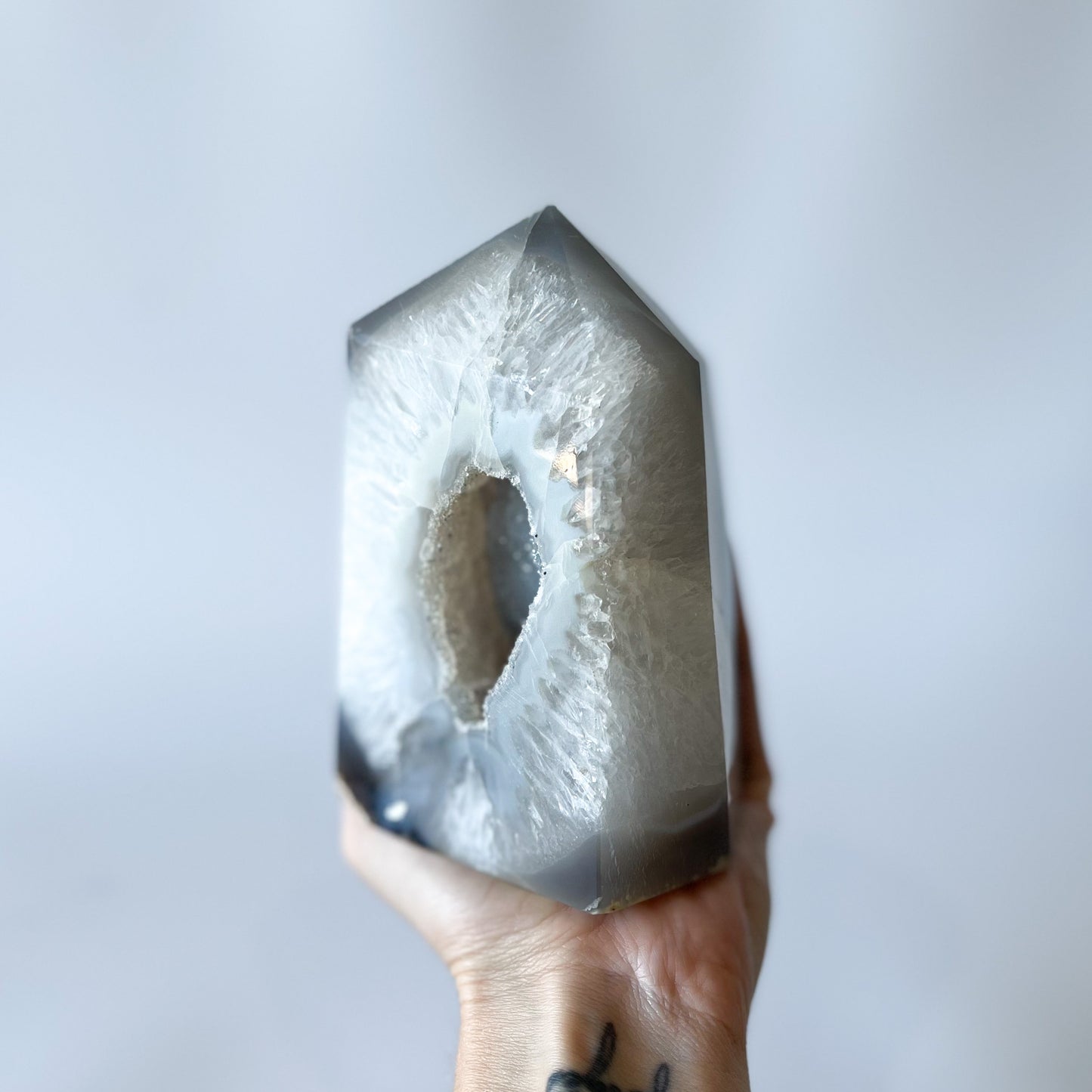 Agate Druzy Tower / 1.213kg