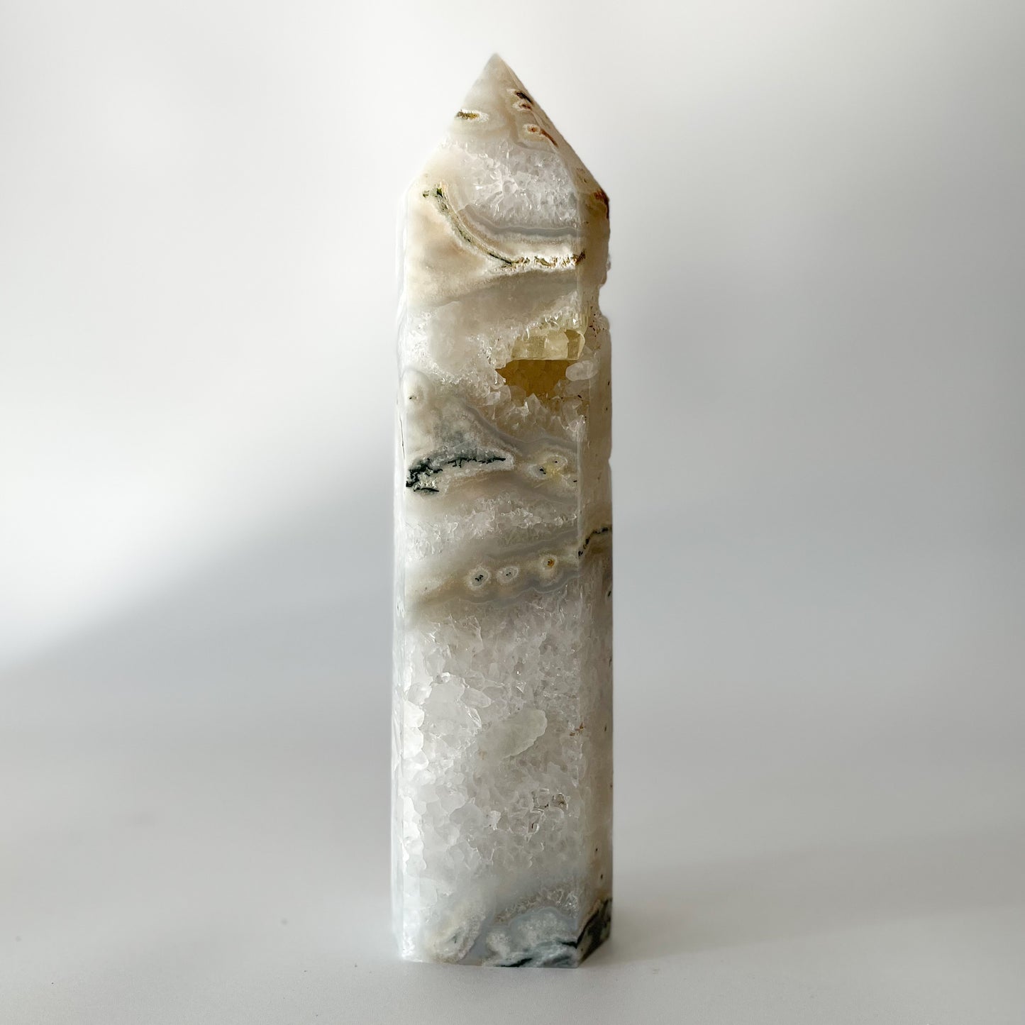 White Moss Agate Tower / 996g