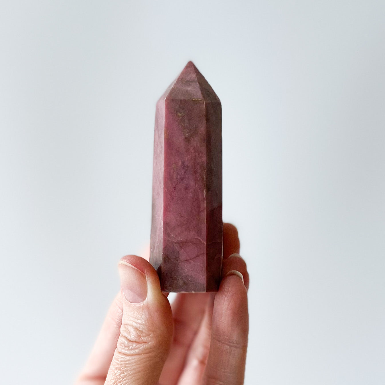 Rhodonite Point (AA grade) / 89g