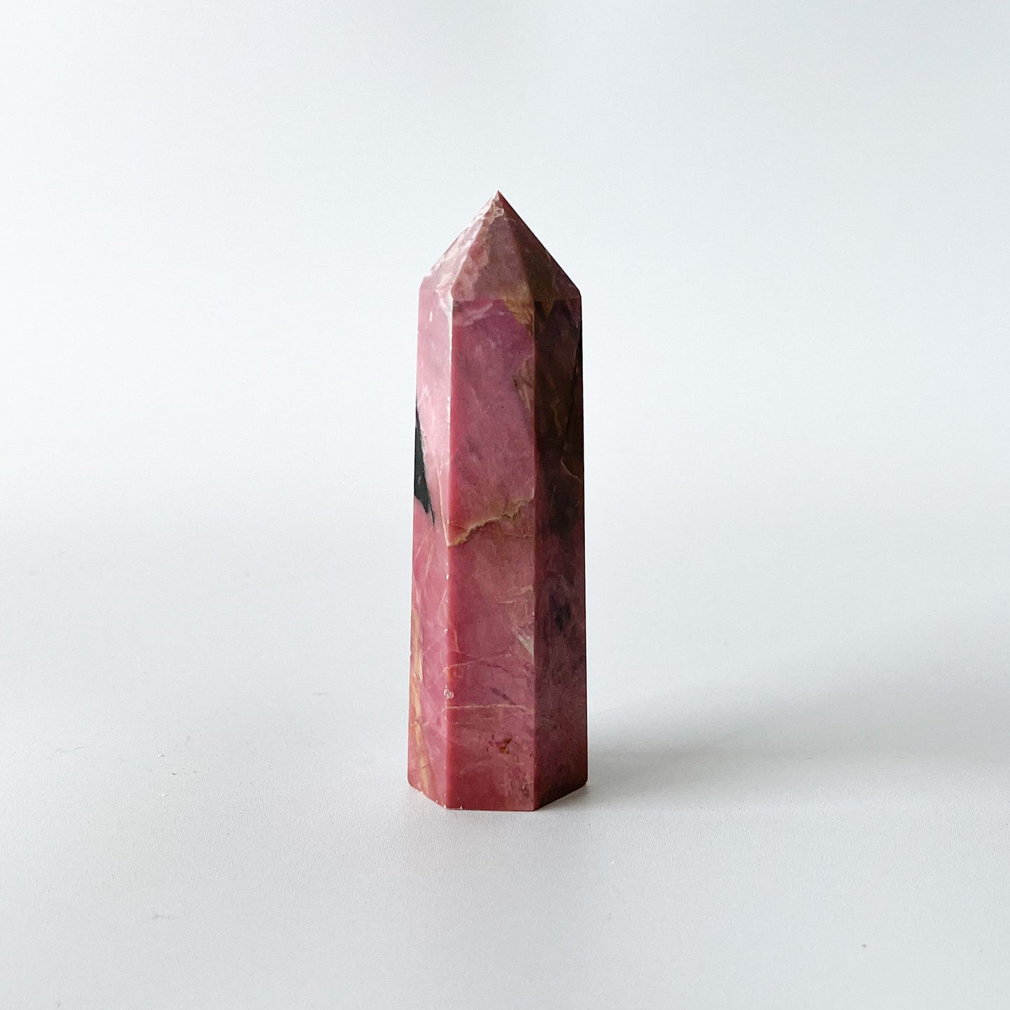 Rhodonite Point (AA grade) / 155g