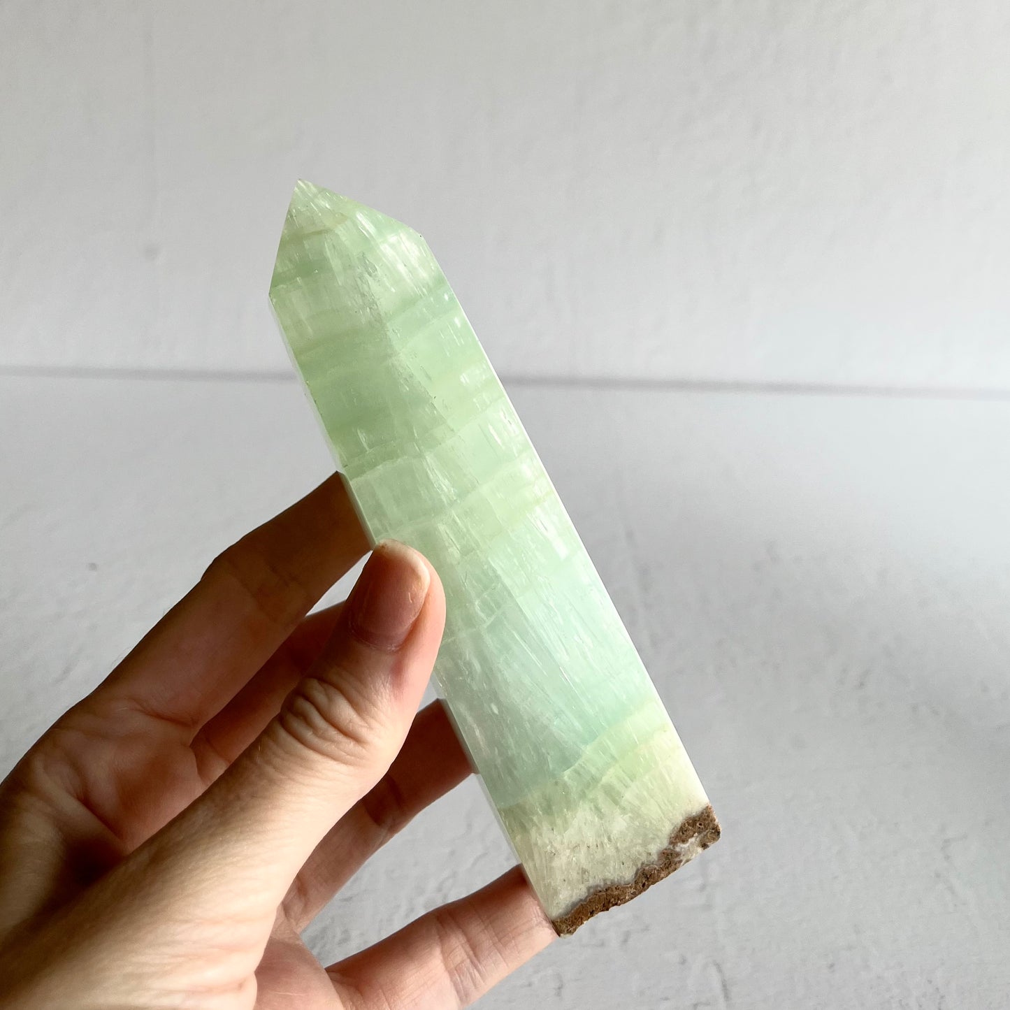 Pistachio Calcite Point / 305g