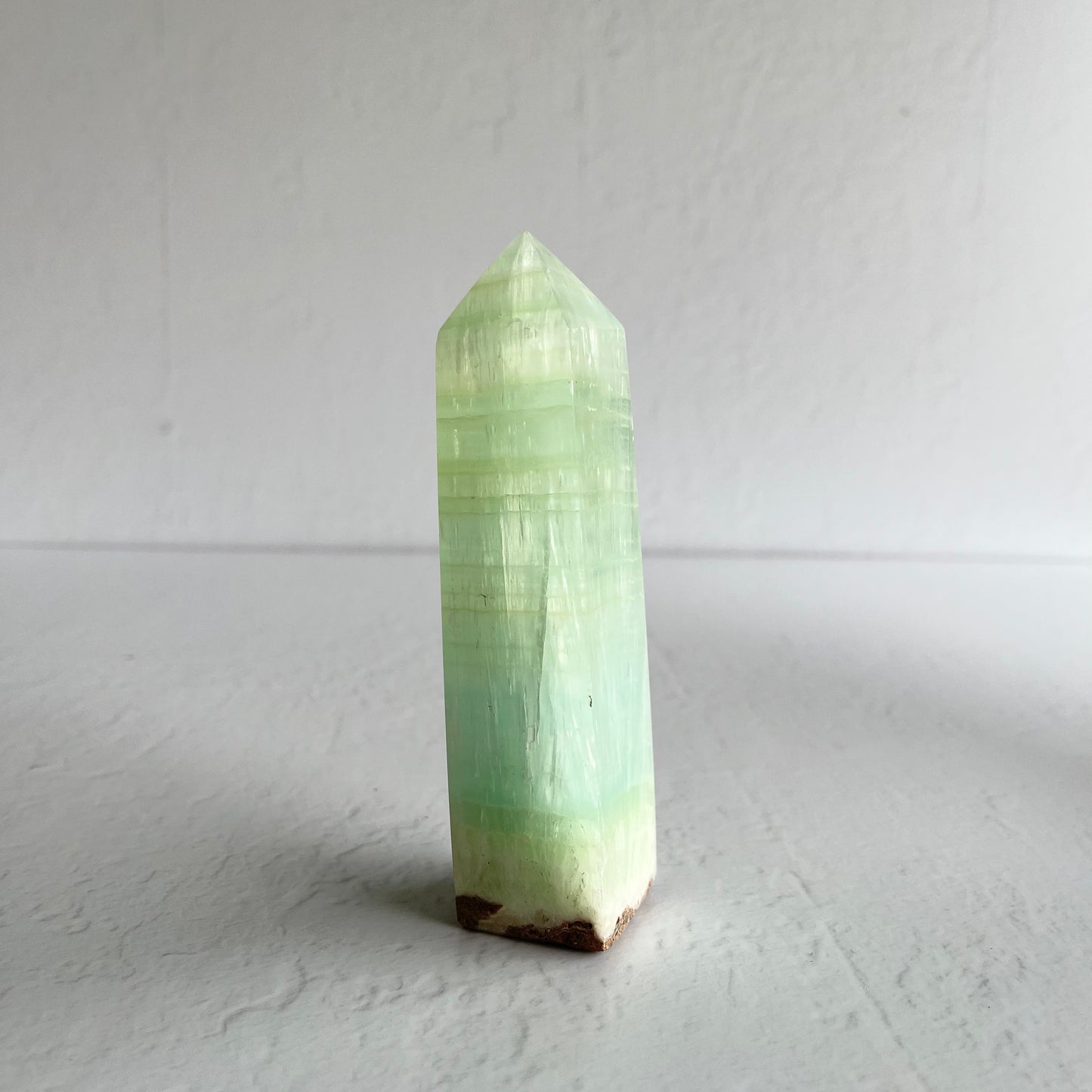 Pistachio Calcite Point / 305g