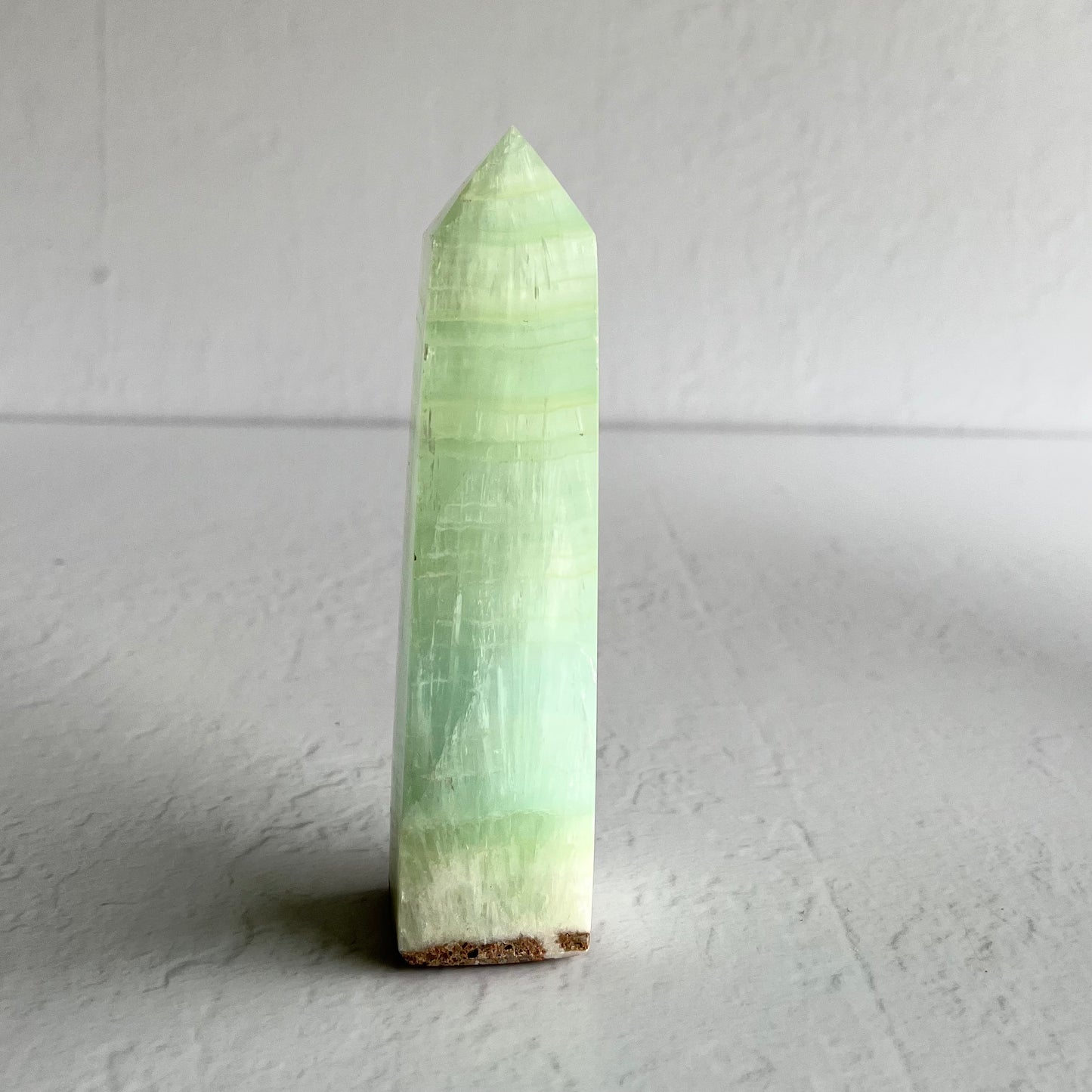 Pistachio Calcite Point / 305g