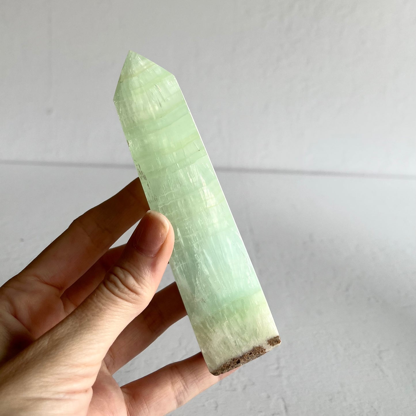 Pistachio Calcite Point / 305g