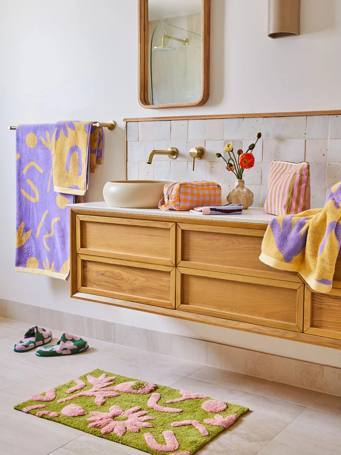 Floral Dreams Bath Towel