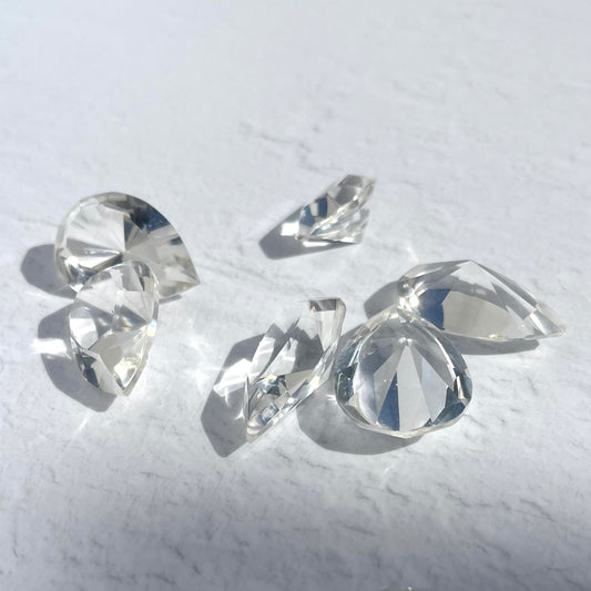 Clear Quartz Teadrop Diamond Carving