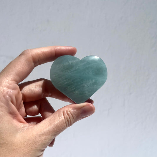 Aquamarine Heart Carving #10 / 63g