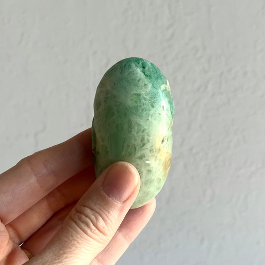 Caribbean Calcite Palm Stone #6 / 95g