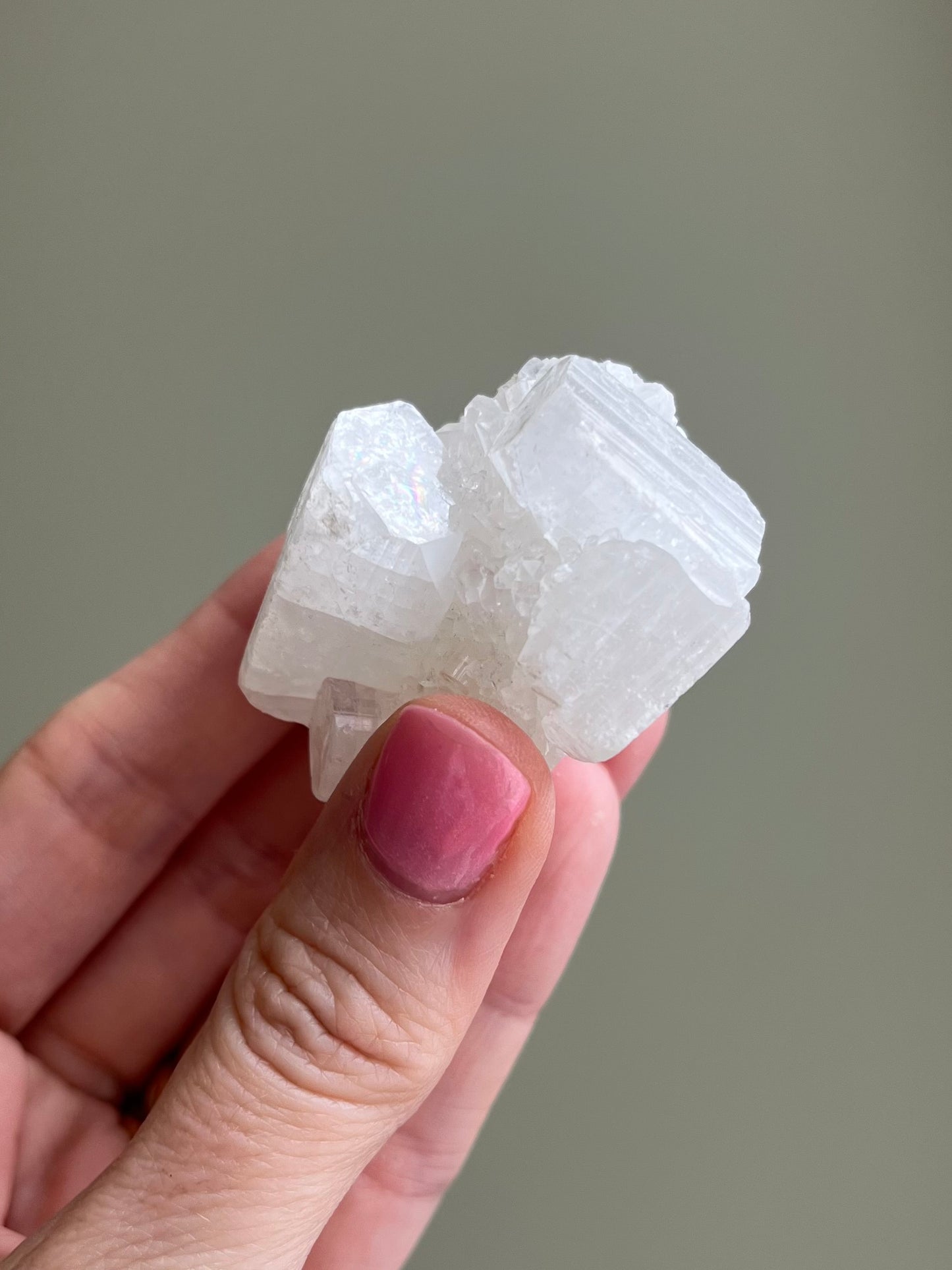 Apophyllite baby #23 / 69g