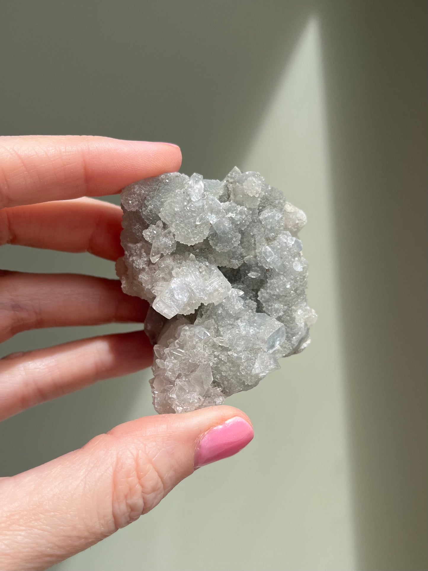 Apophyllite #17 / 84g