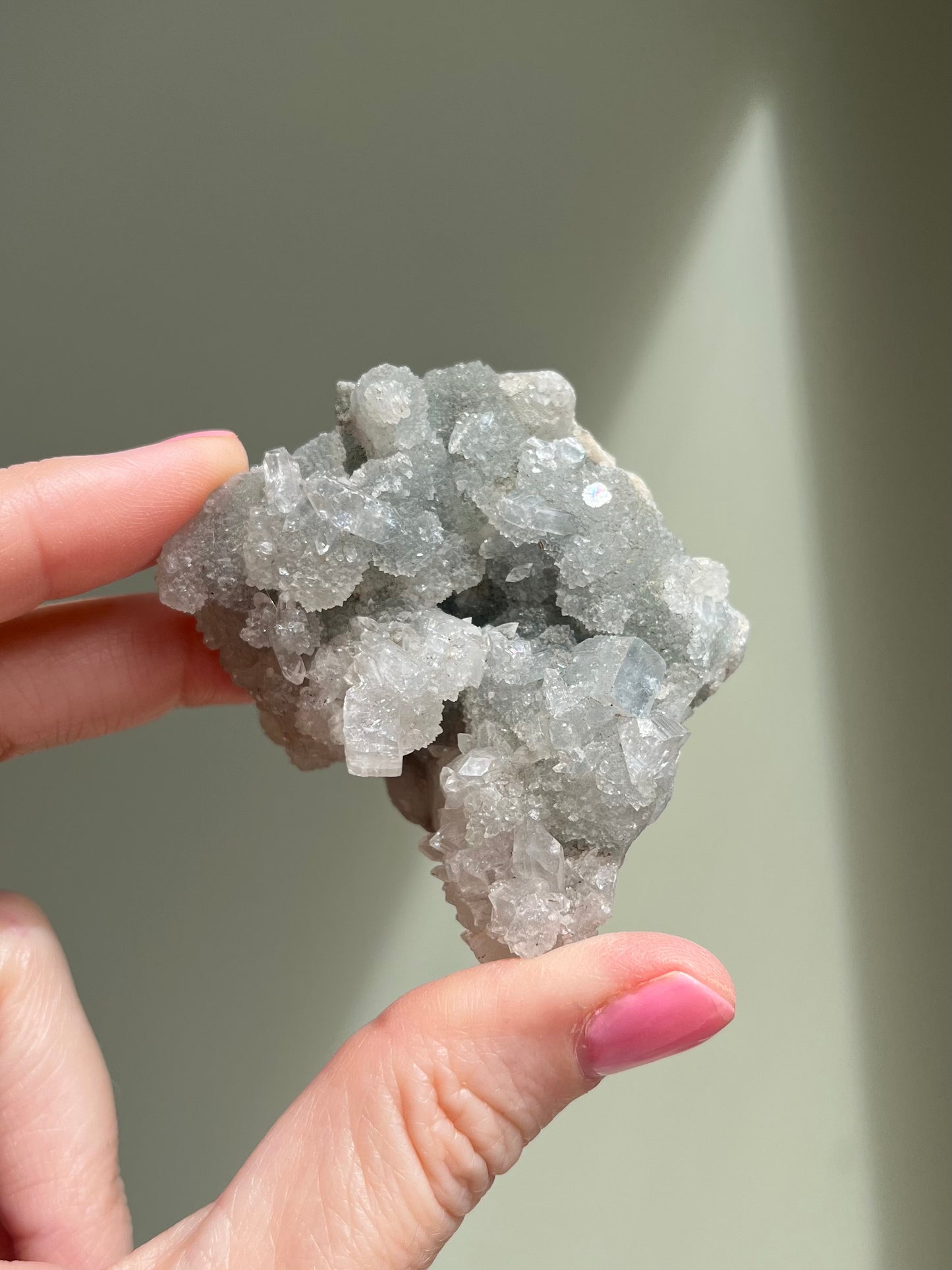Apophyllite #17 / 84g