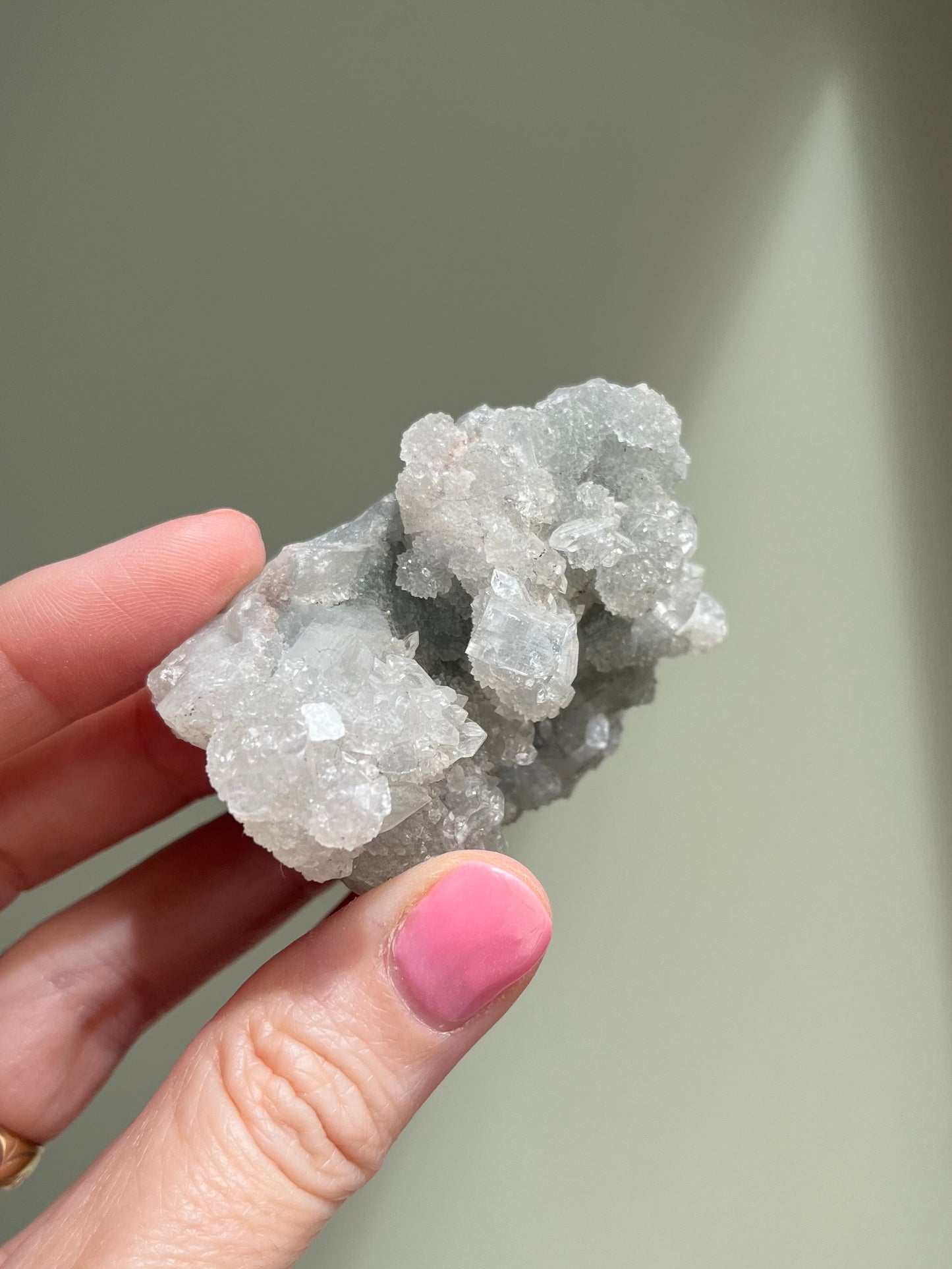 Apophyllite #17 / 84g