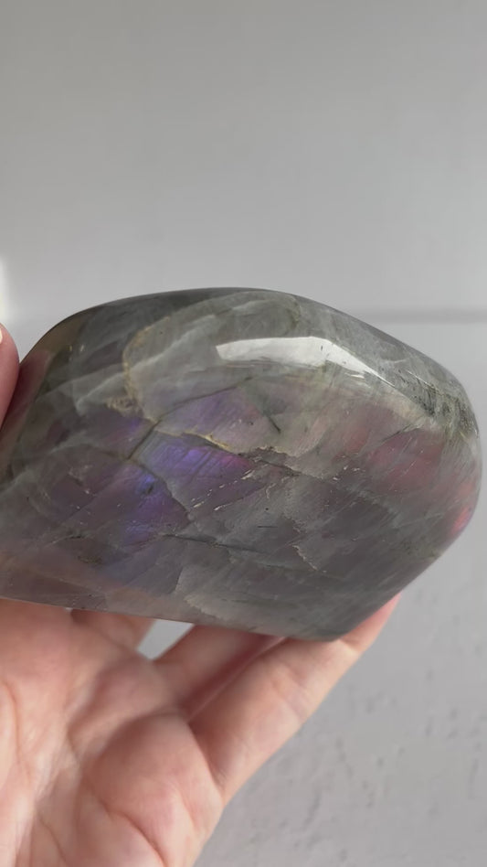 Labradorite Freeform / 342g