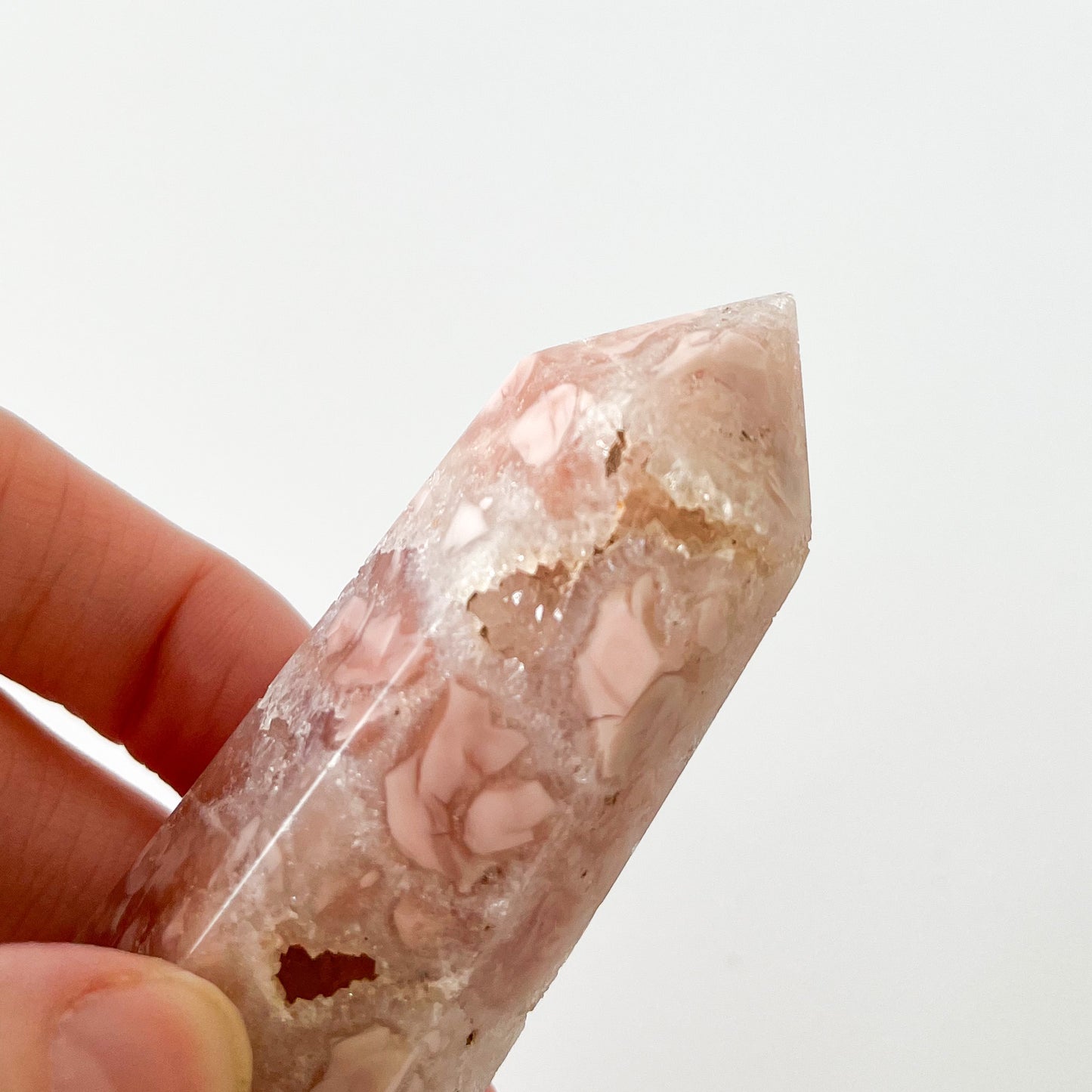 Pink Agate Point with Quartz Druzy pockets / 88g