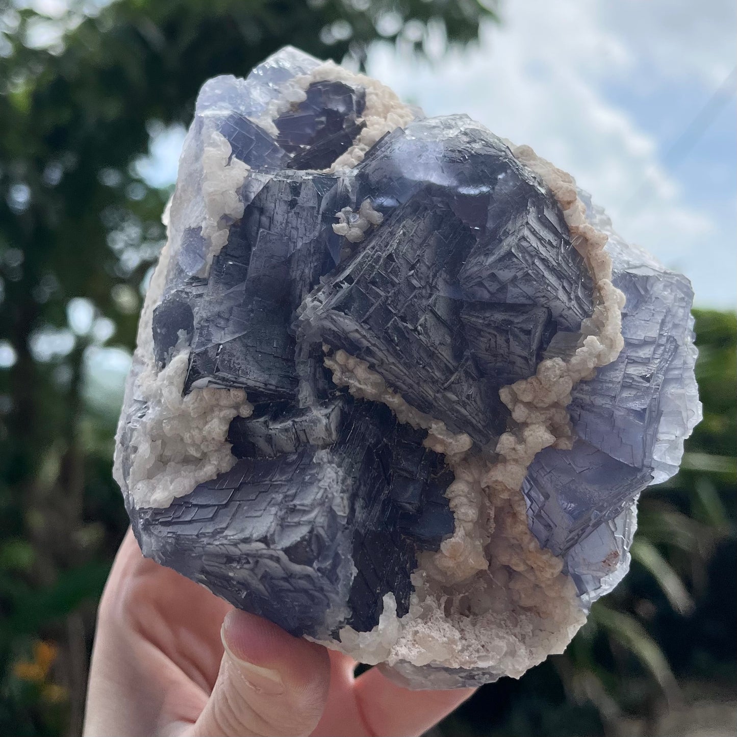 Blue/Purple Fluorite Specimen / 1.11kg (High grade)
