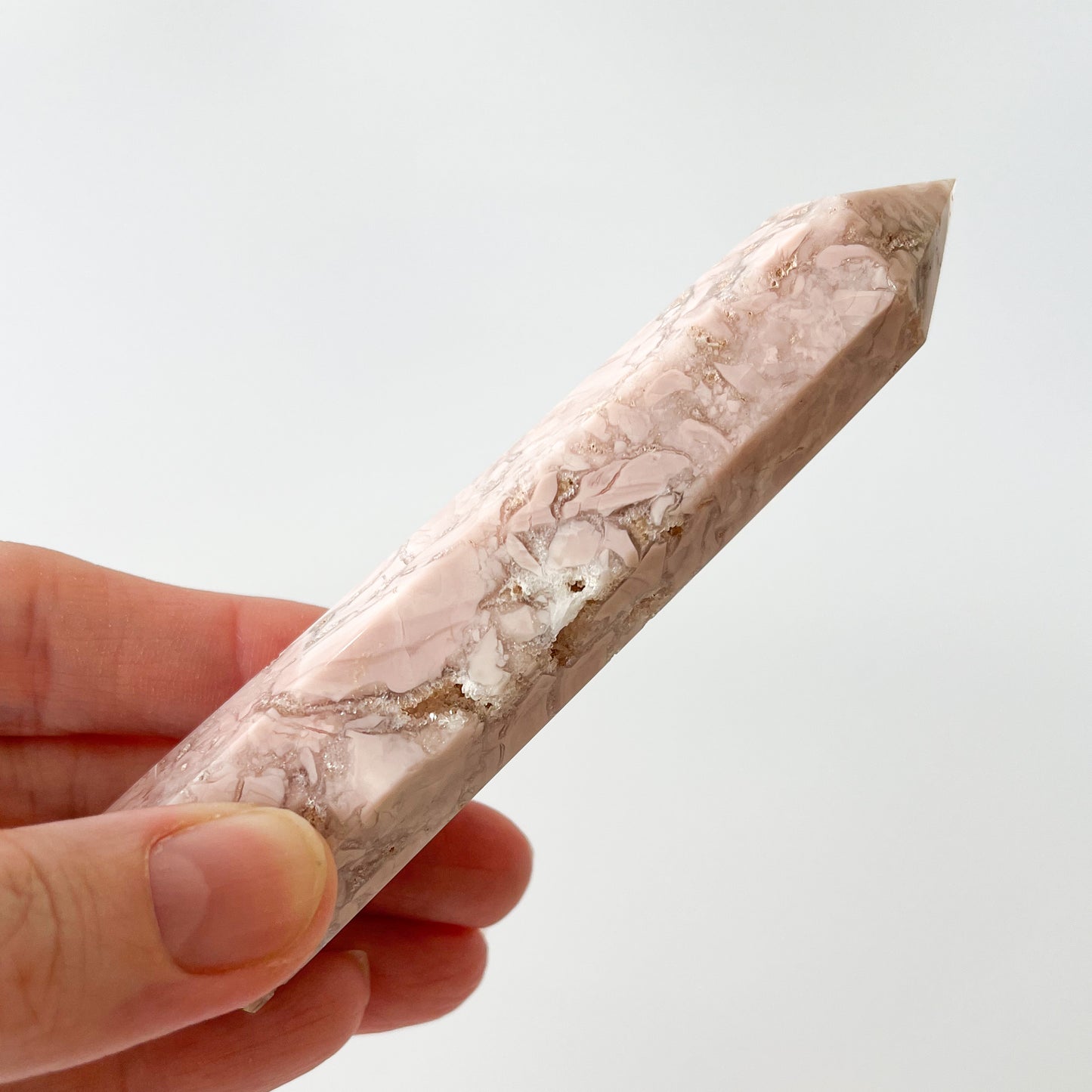 Pink Agate Point with Quartz druzys & inclusions / 76g