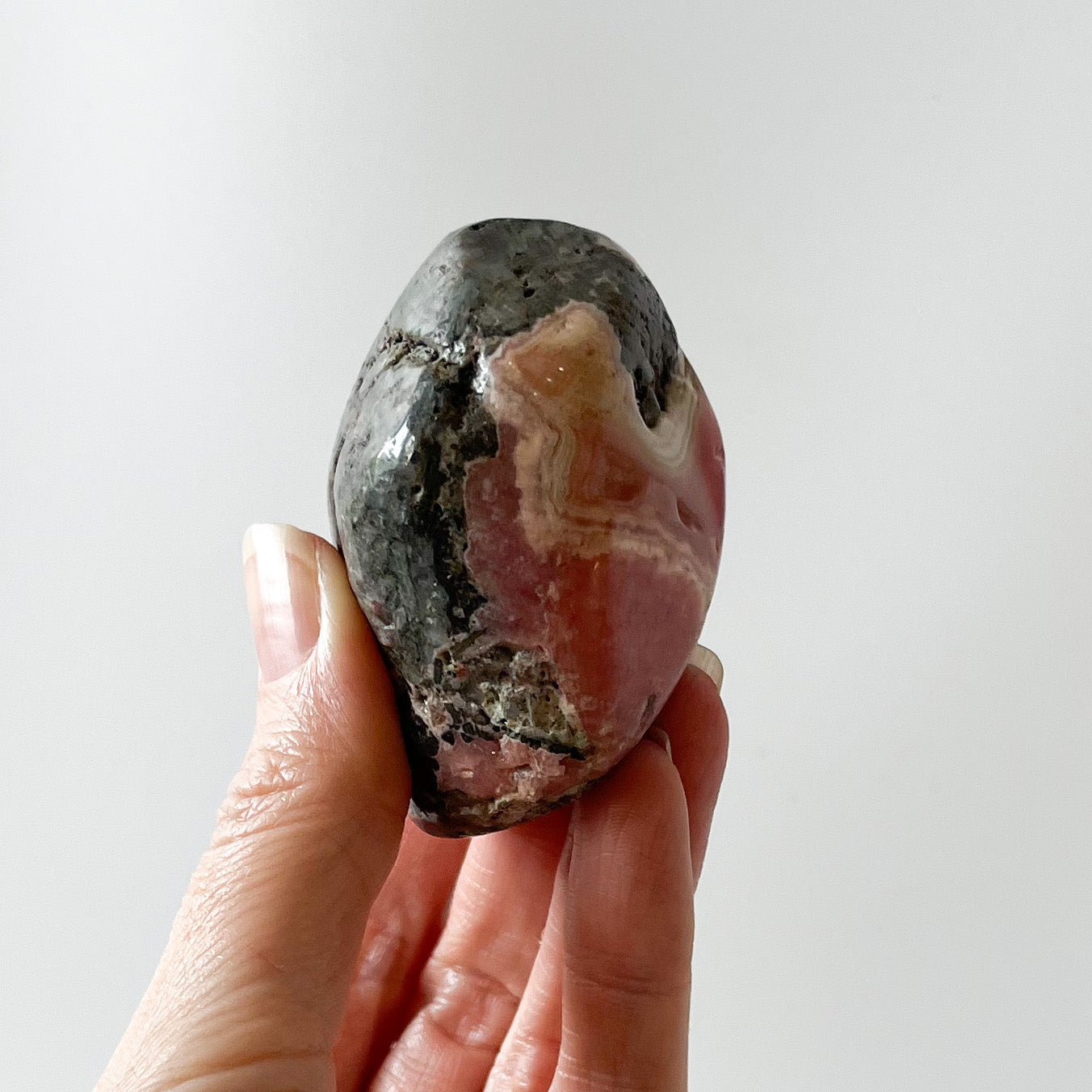 Rhodochrosite Freeform (AAA grade) / 179g